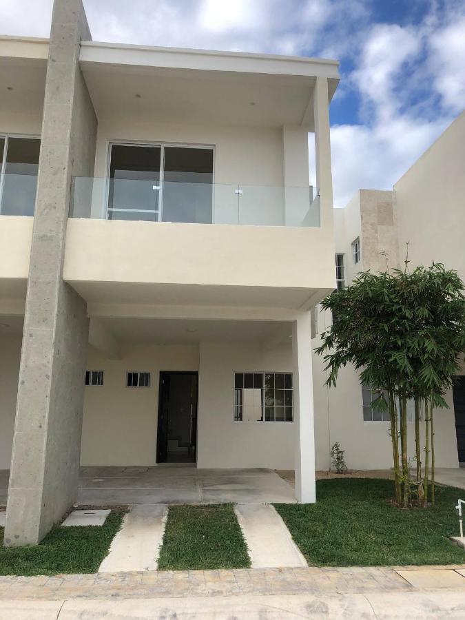 Cozy Family Vacation Home Near The Beach! ปลายาเดลการ์เมน ภายนอก รูปภาพ